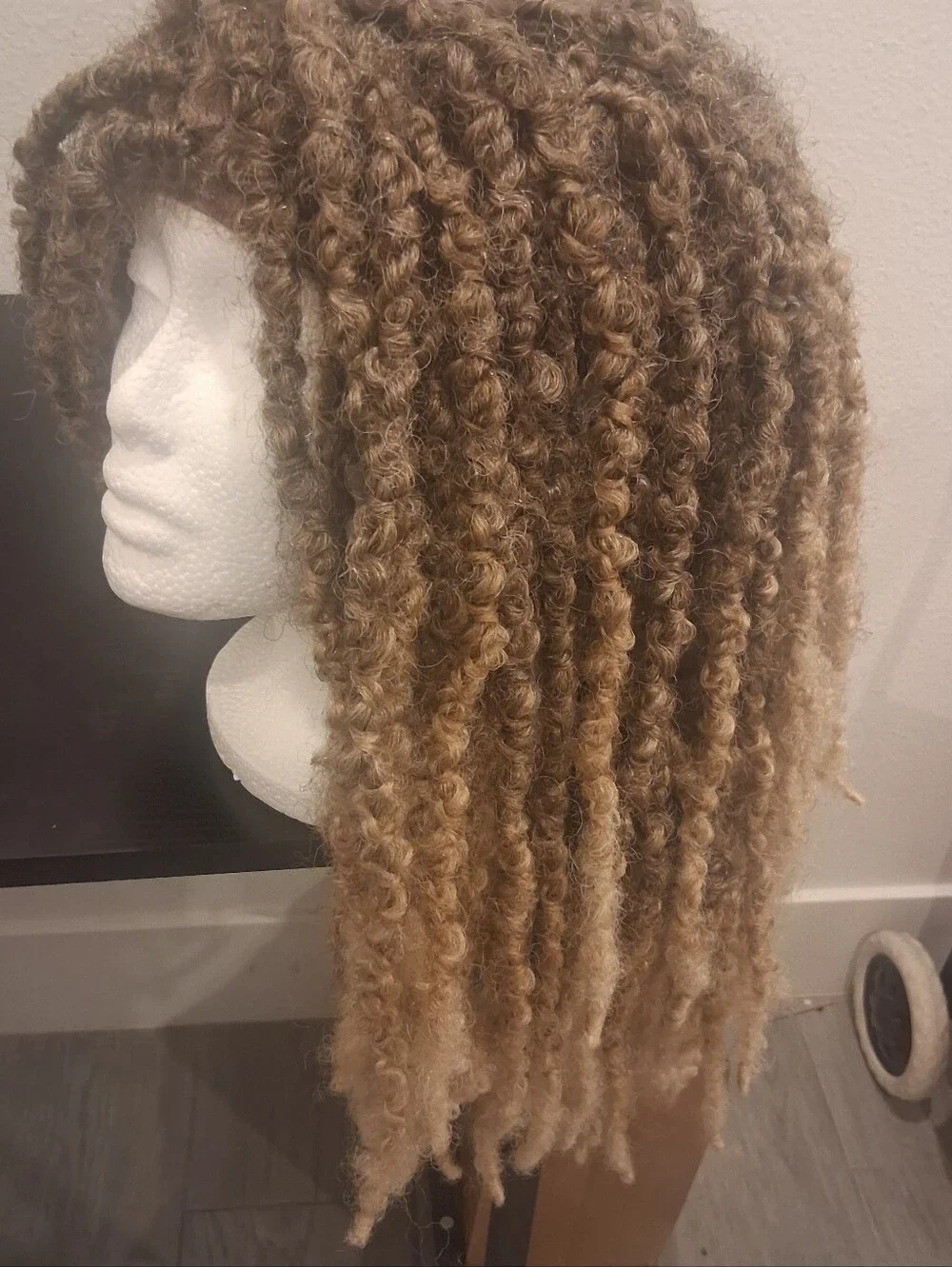 Premium Women's Curly Crochet Hair - Blonde Ombre